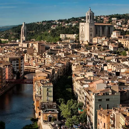 Апартаменты Sistach