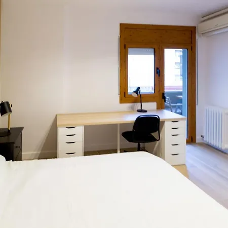 Sistach Апартаменты Жирона