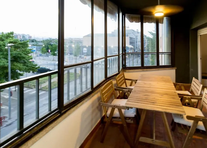 Sistach خيرونا