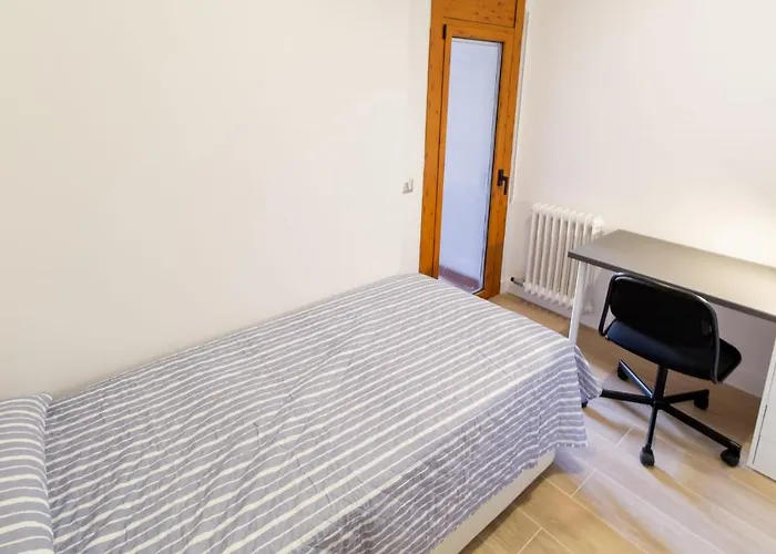 Sistach خيرونا