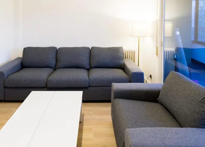 Sistach Apartman Girona